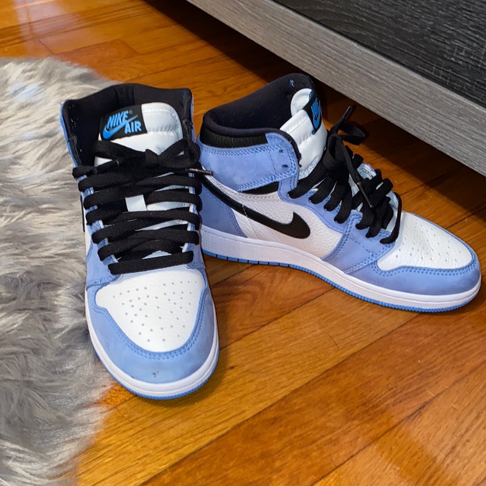 Boys University Blues Jordan 1